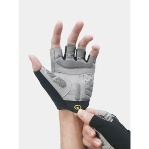 Ultimate Weightlifting Gloves – Secure Fit & Wrist Support